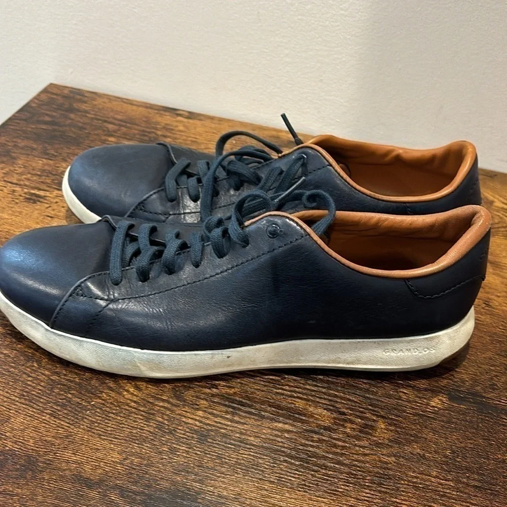 Cole Haan mens Grand Pro Sneaker  leather blue size 10.5